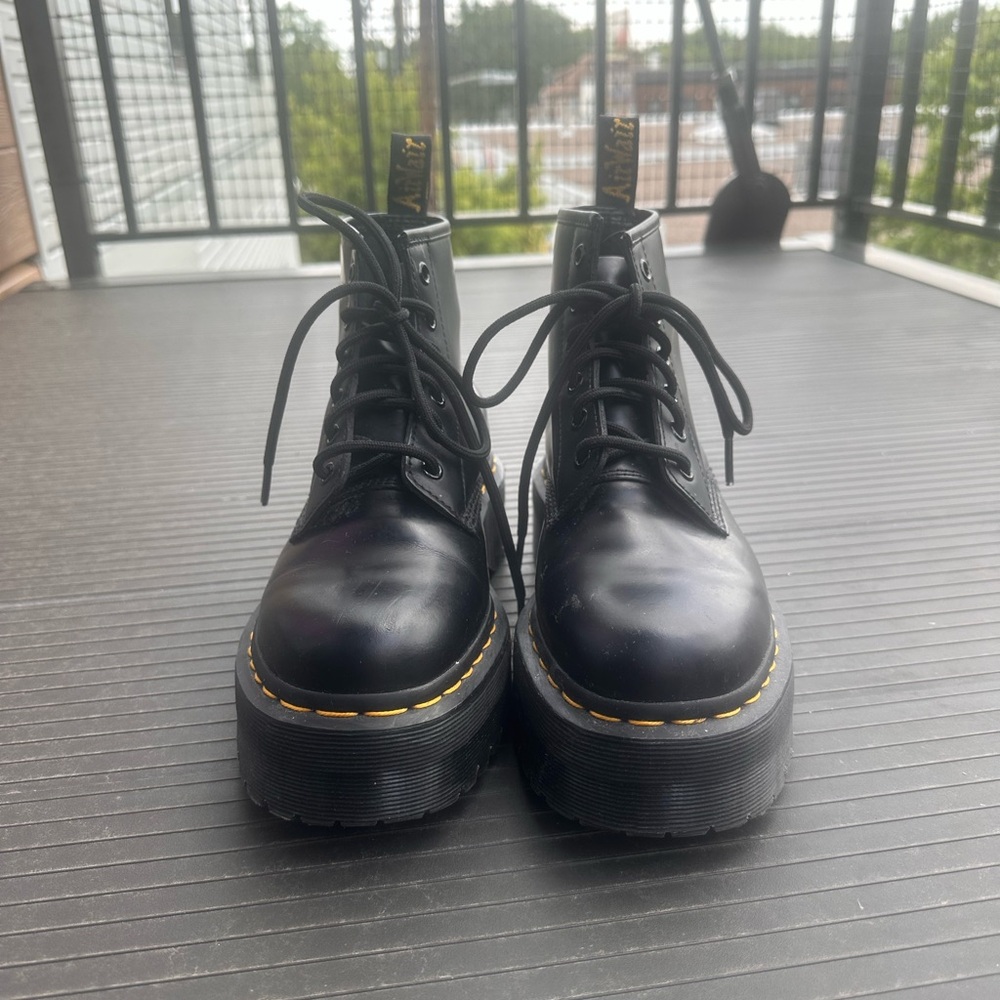 Dr Martens 101 Quad Smooth Leather Platform Ankle Boots in black US size 7 EU 38